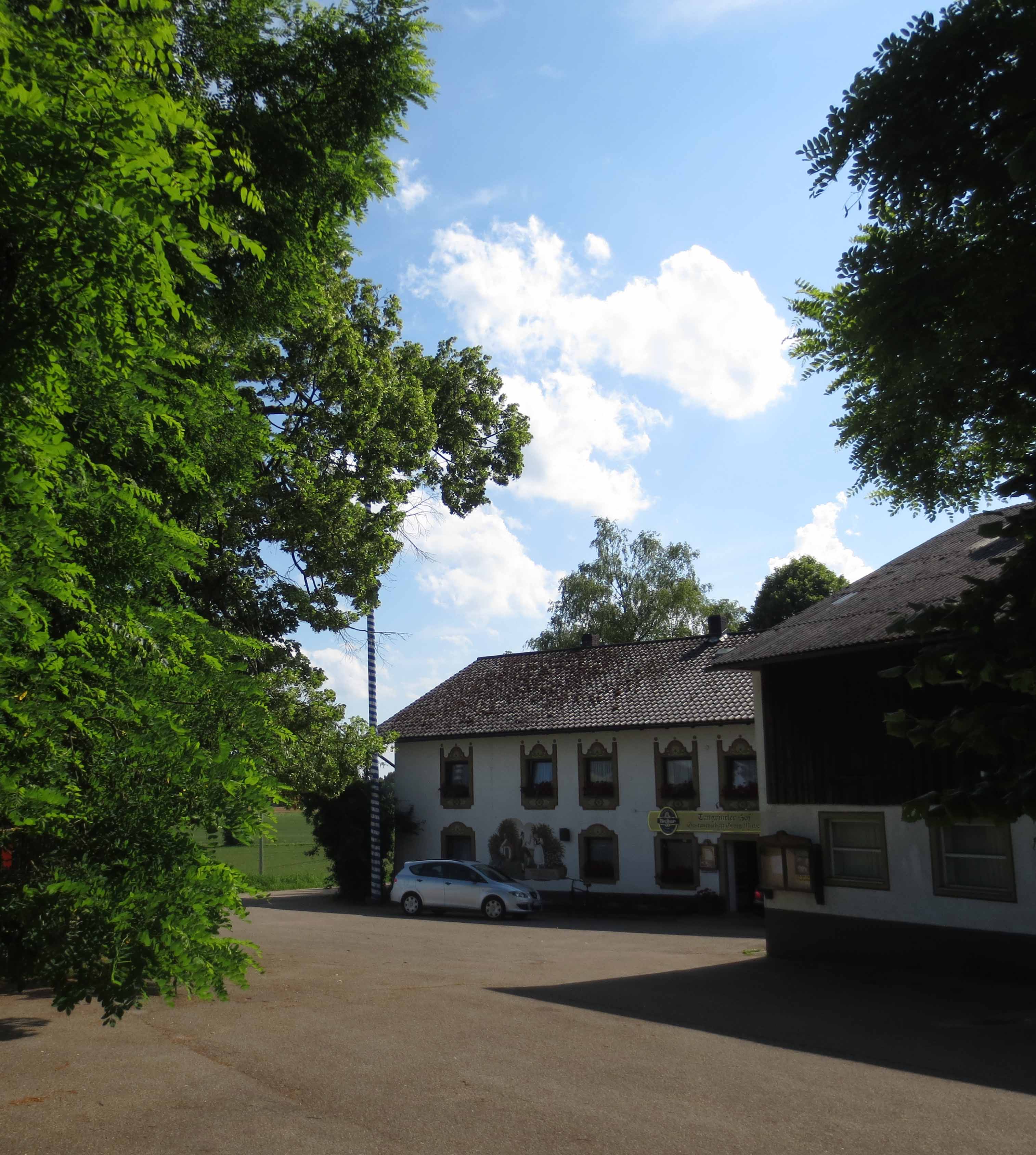 Einkehr im Gasthof Mirbeth in Tiefenhüll