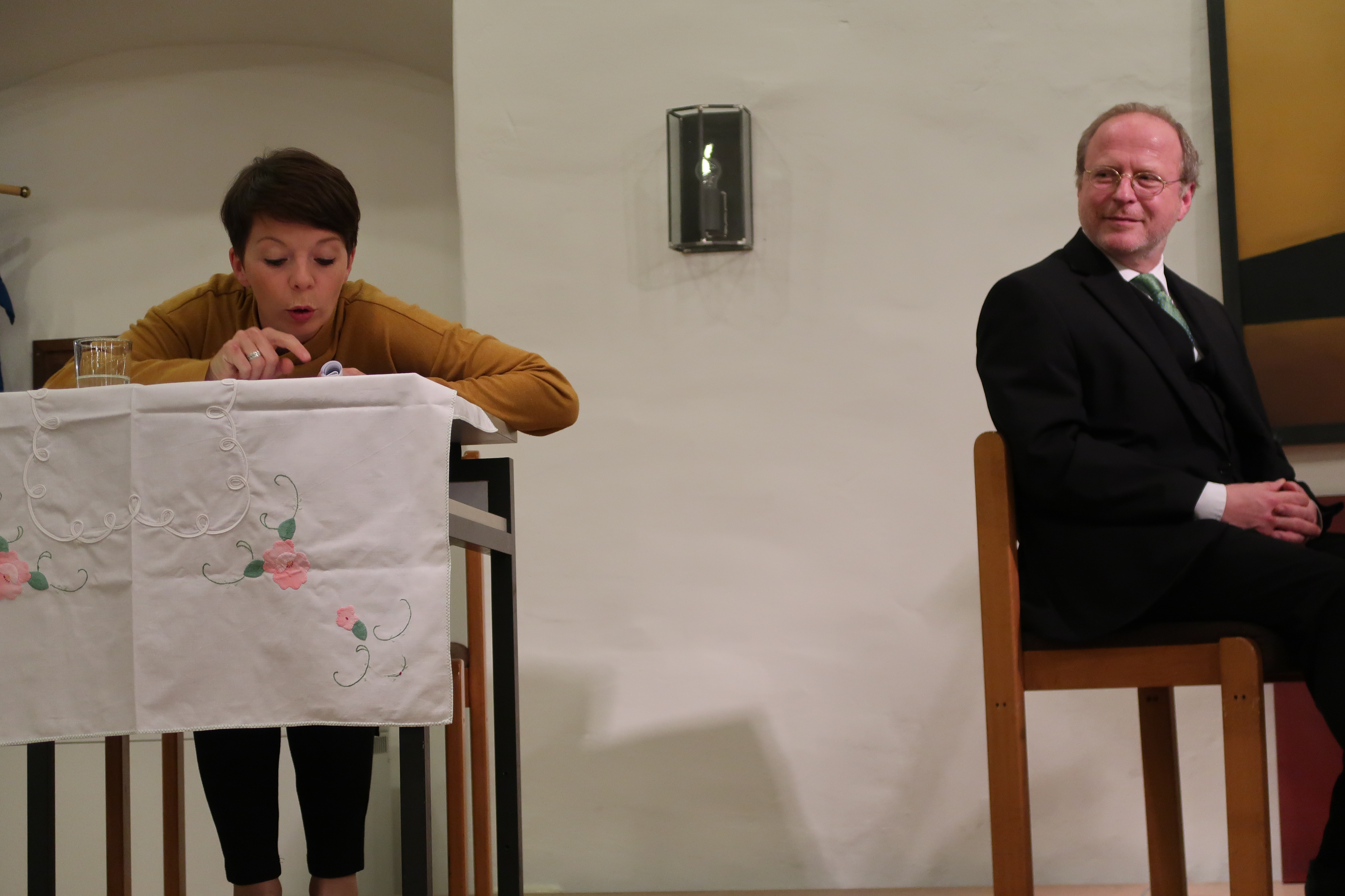 Nora Disrisamer und Prof. Stefan Baier